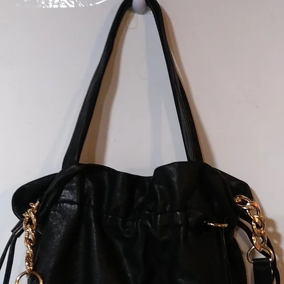 Michael Kors Black Shoulder Bag - Picture 2 of 13